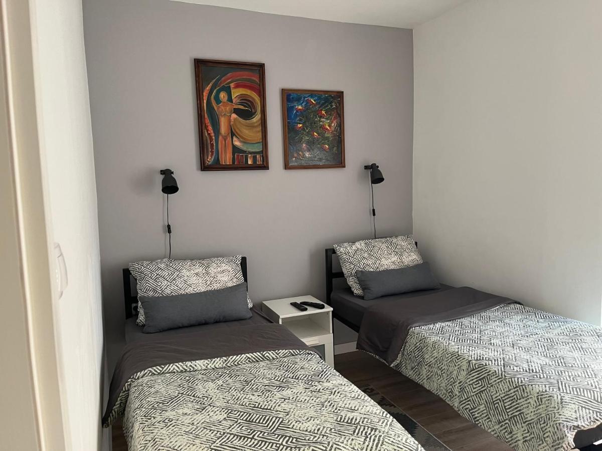 Pegaz Apartment อาปาติน ภายนอก รูปภาพ